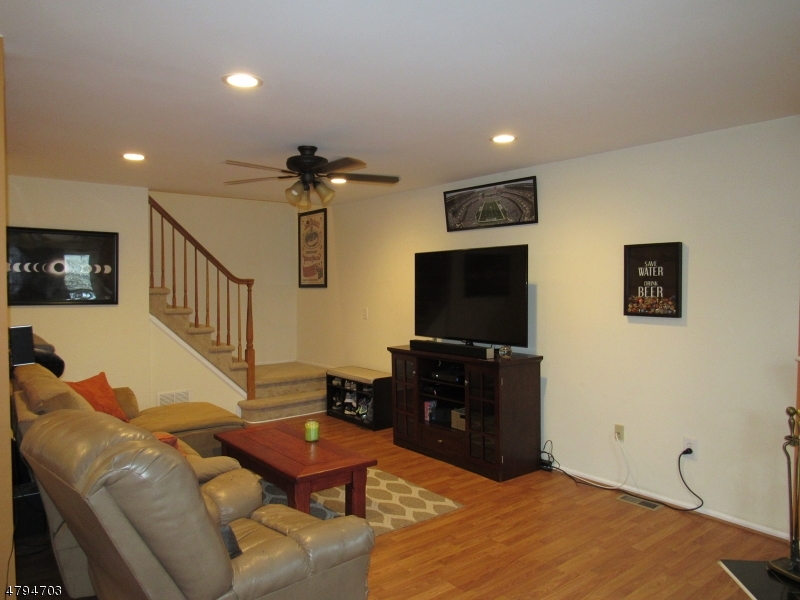 Property Photo:  414 Village Cmns  NJ 08822 