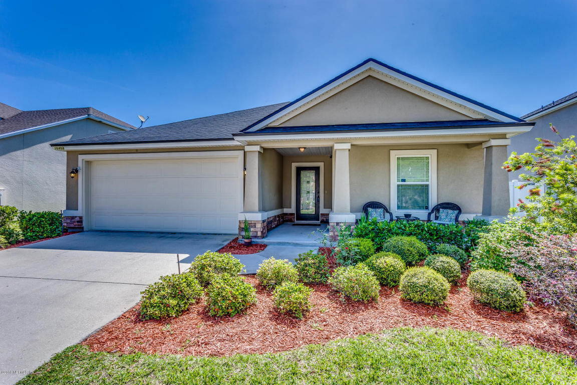 Property Photo: 16403 Tisons Bluff Road FL 32218