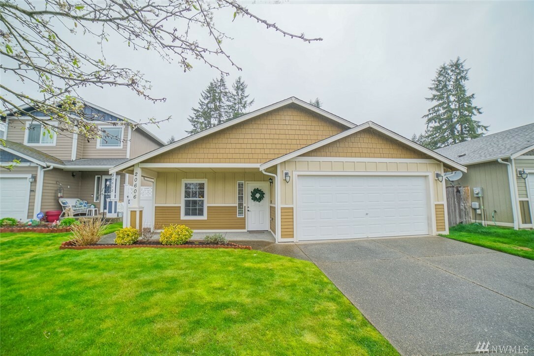 Property Photo:  20606 5th Avenue Ct E  WA 98387 