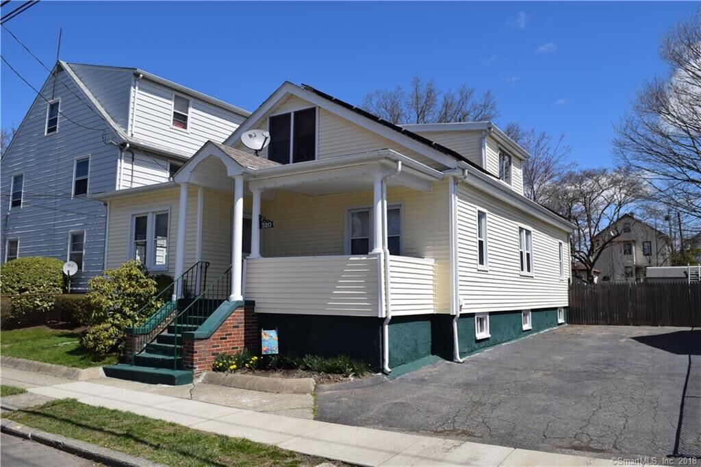Property Photo:  320 Soundview Avenue  CT 06615 