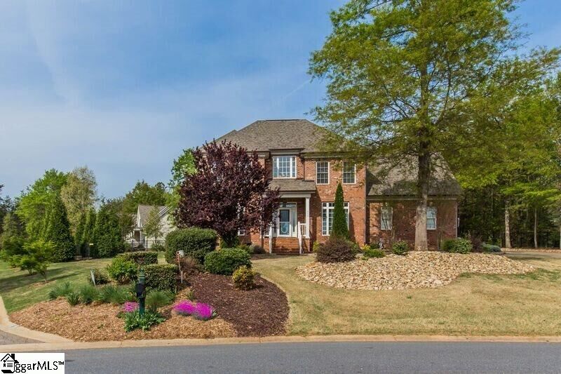 Property Photo:  333 Swamp Fox Road  SC 29306 