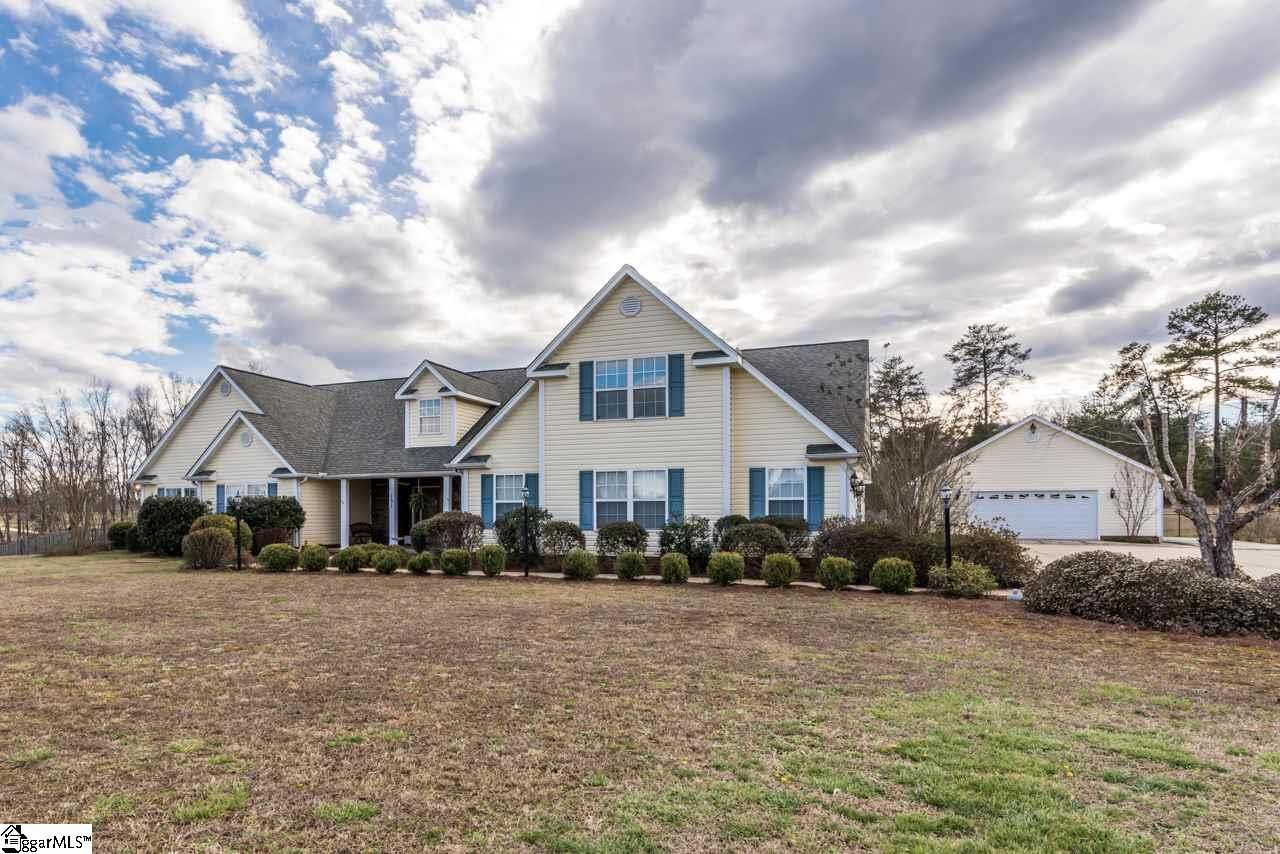 Property Photo:  151 Lake Lyman Heights  SC 29365 
