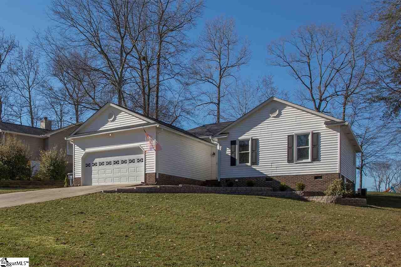 Property Photo: 25 Chosen Court SC 29650