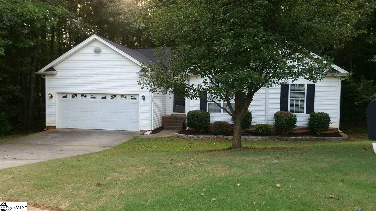 Property Photo:  515 Waxford Way  SC 29681