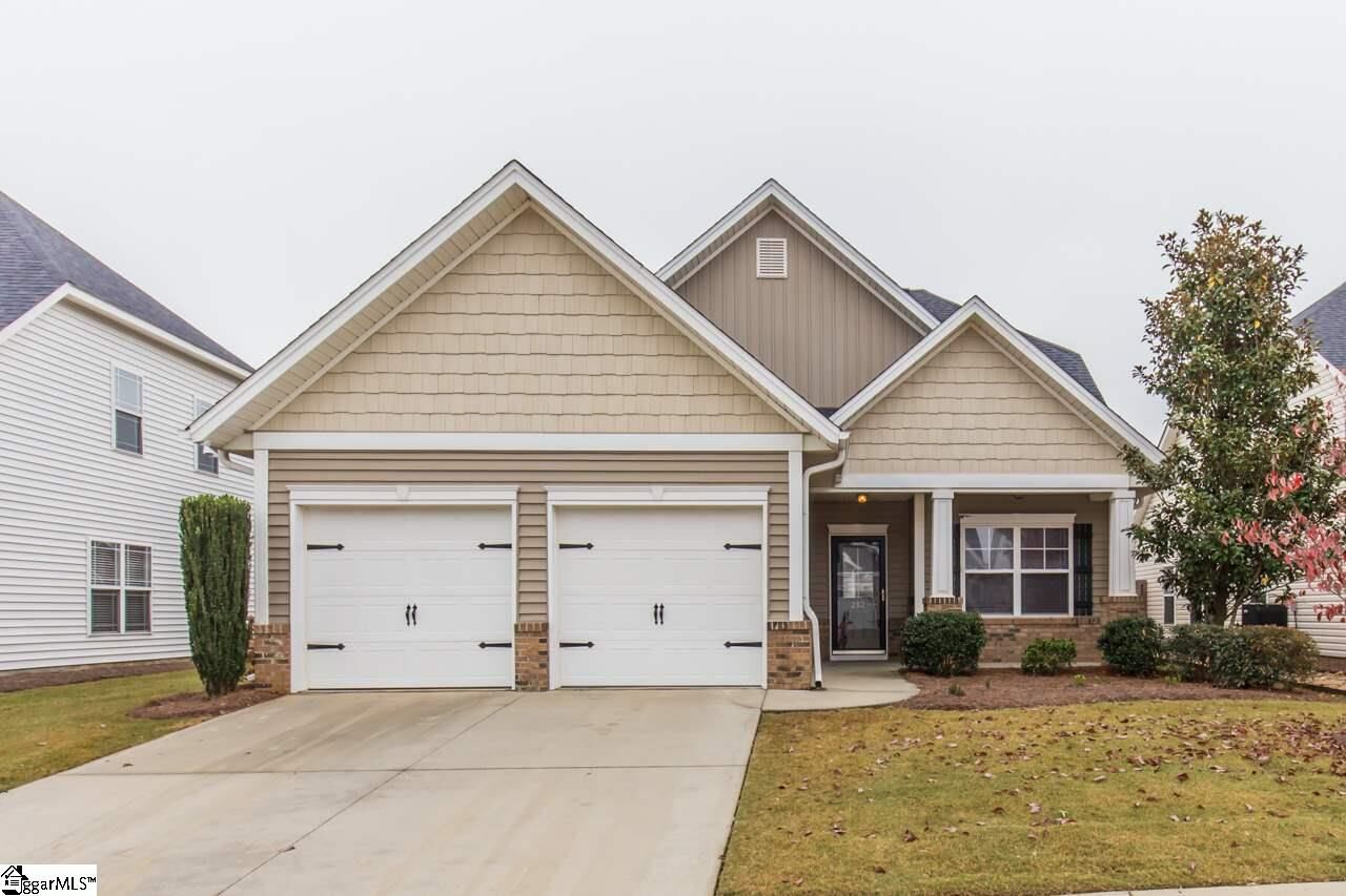 Property Photo:  212 Medoc Lane  SC 29369 