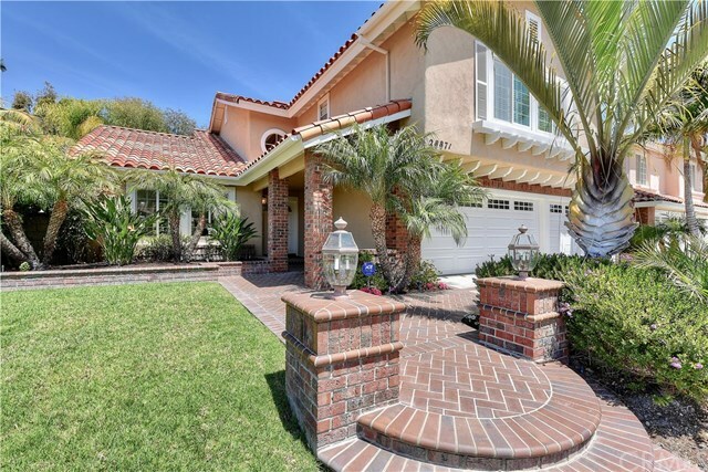 Property Photo:  28871 Greenacres  CA 92692 