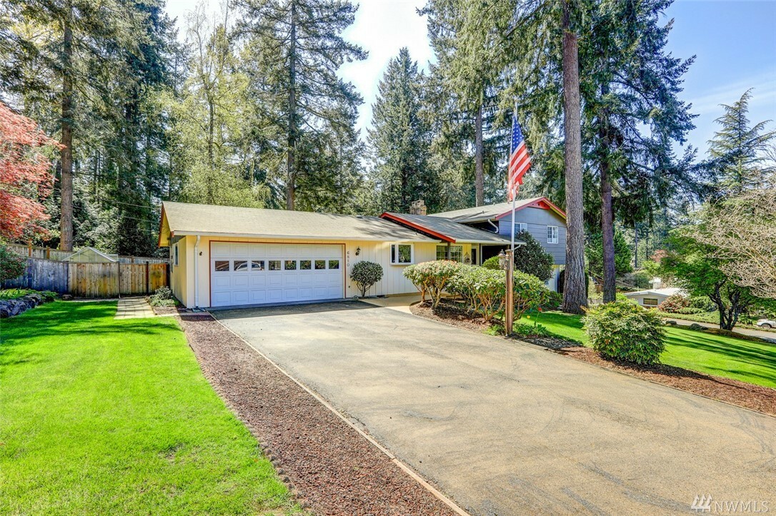 Property Photo:  6810 81st St SW  WA 98499 