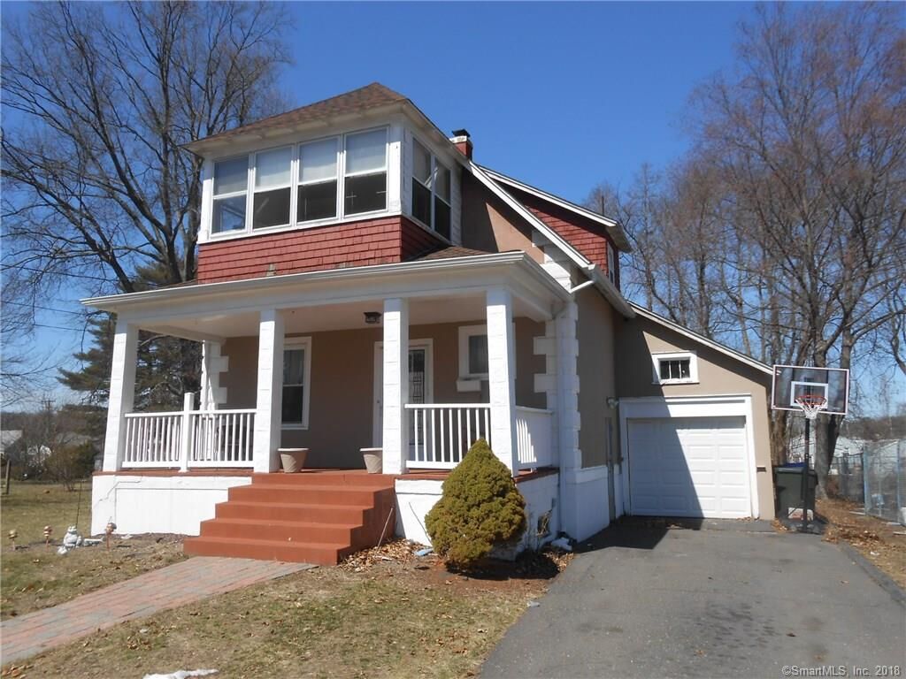 Property Photo:  62 Bliss Street  CT 06108