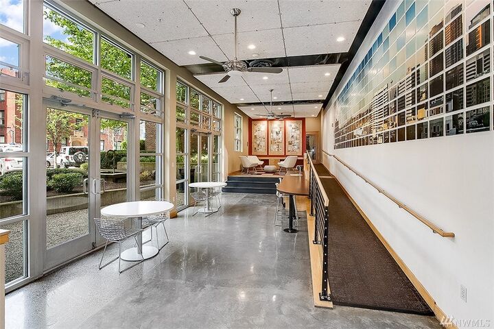 Property Photo: 1610 Belmont Ave 431 WA 98122