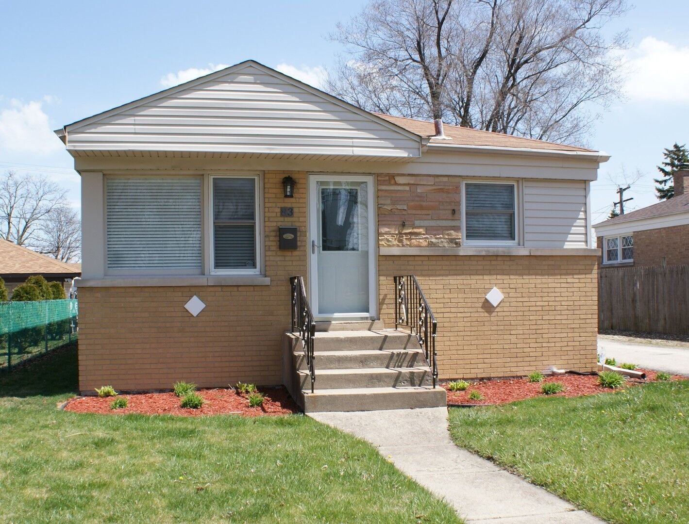Property Photo: 83 Laverne Avenue IL 60162