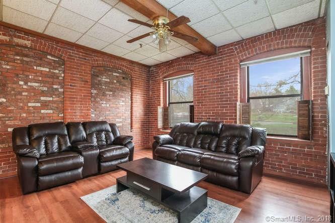 Property Photo:  222 Williams Street East 225  CT 06033 