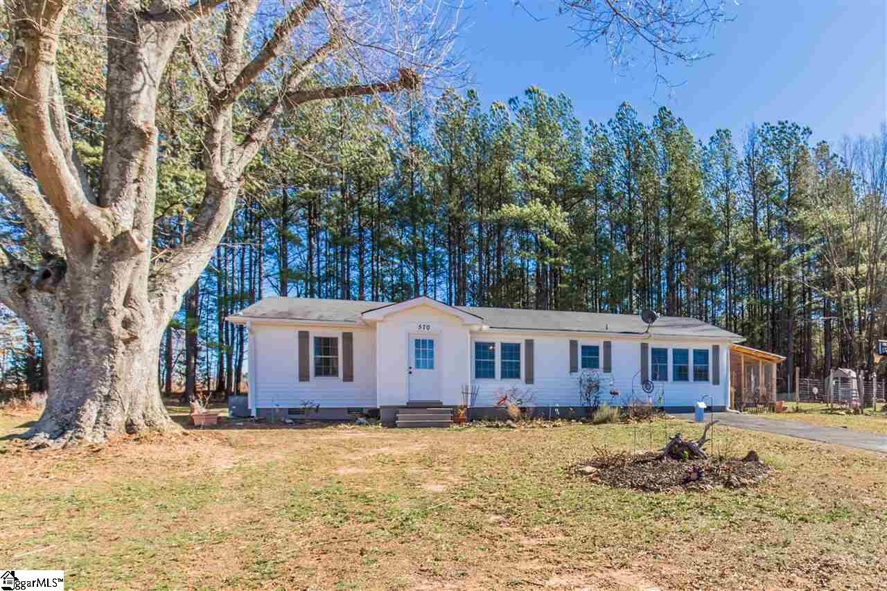 Property Photo: 570 Underwood Road SC 29322