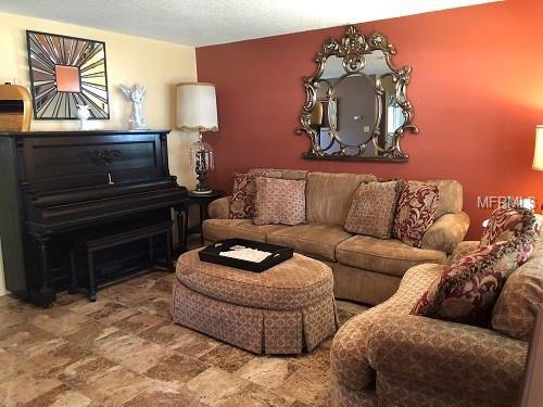 Property Photo: 304 Amanda Lane FL 34748