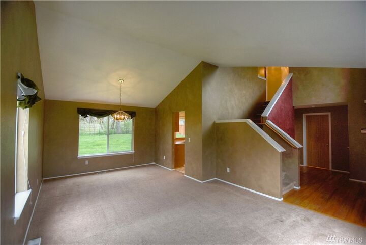 Property Photo:  423 Cherry St E  WA 98445 