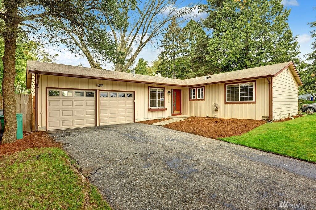 Property Photo: 12618 NE 141st Wy WA 98034