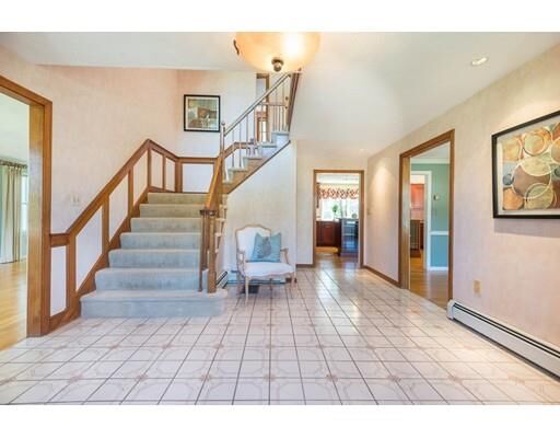 Property Photo:  18 Orchard Crossing  MA 01810 