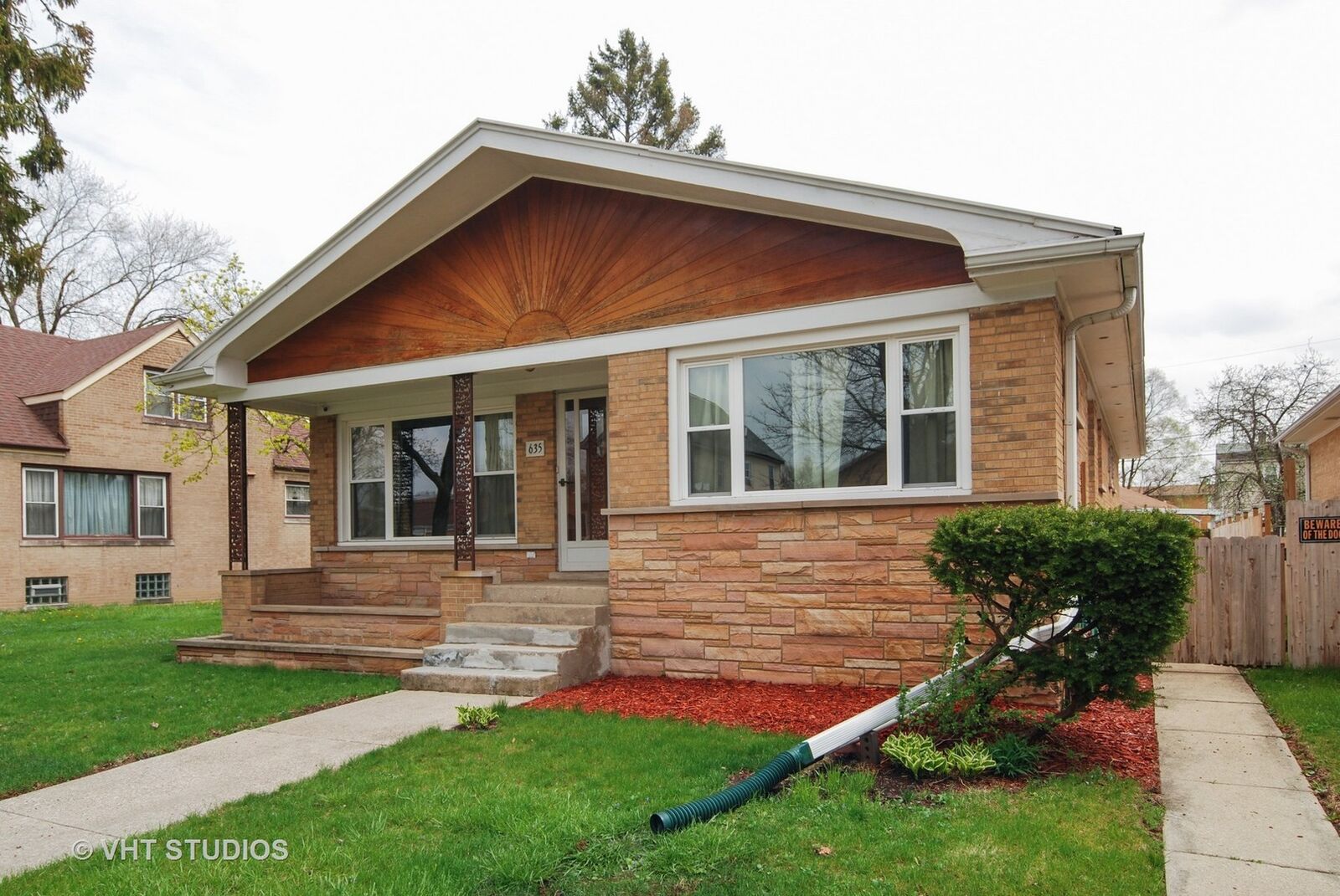 Property Photo:  635 Bohland Avenue  IL 60104 