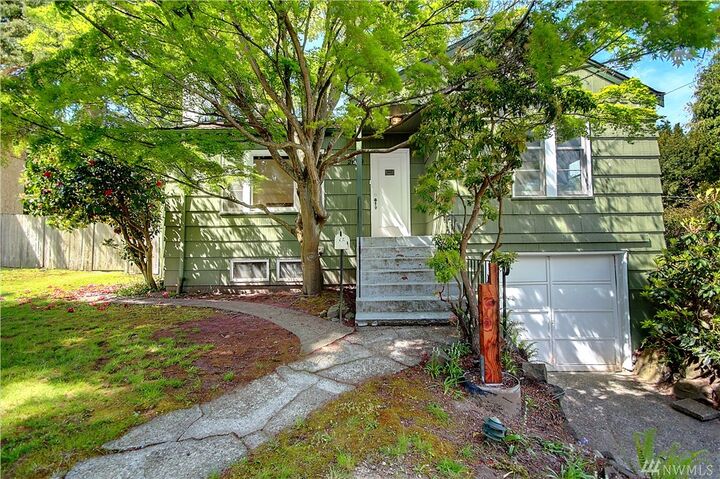 Property Photo:  2609 36th Ave W  WA 98199 