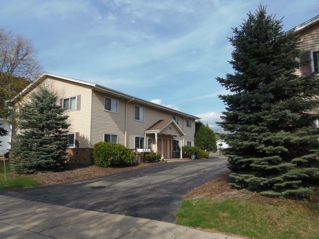 Property Photo:  2176 S 95th St  WI 53227 