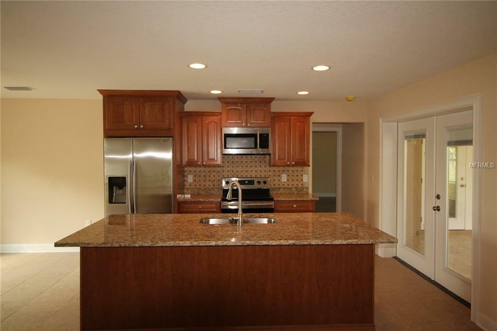 Property Photo:  641 W Lakeshore Drive  FL 34711 