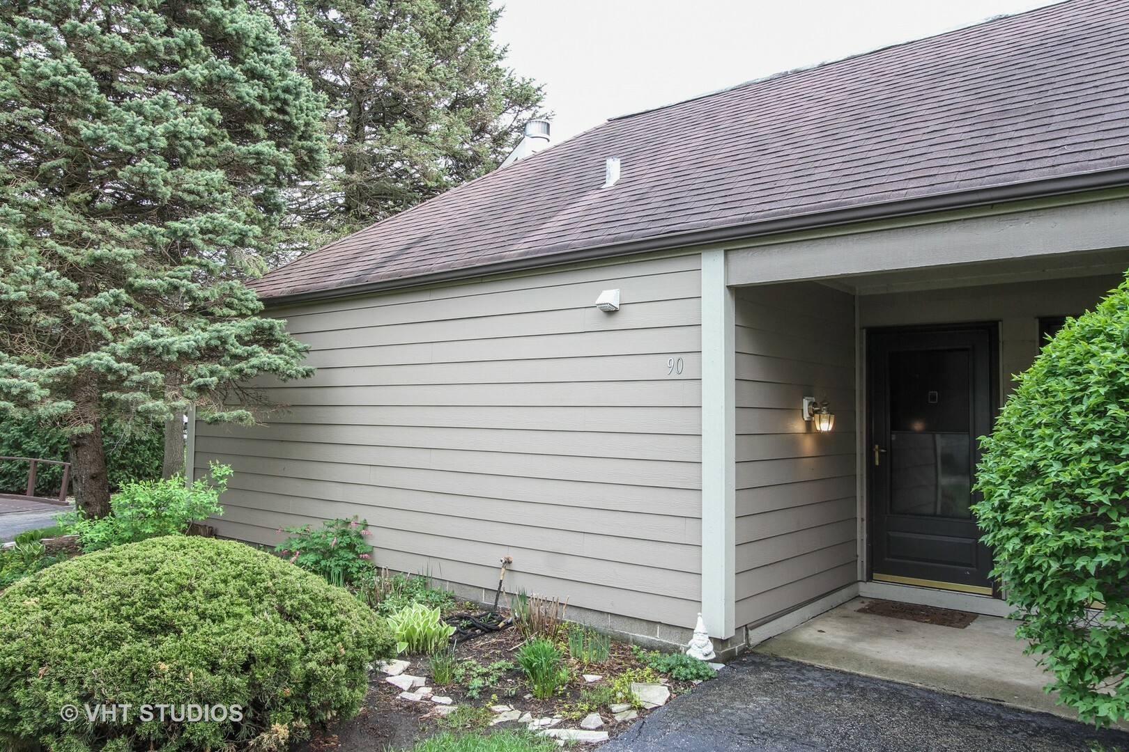 Property Photo:  3326 Berwyn Avenue 90  IL 60064 