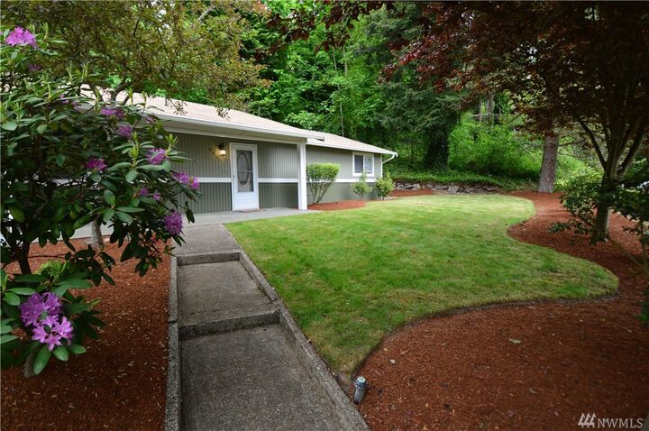 Property Photo: 4807 110th Av Ct E WA 98372