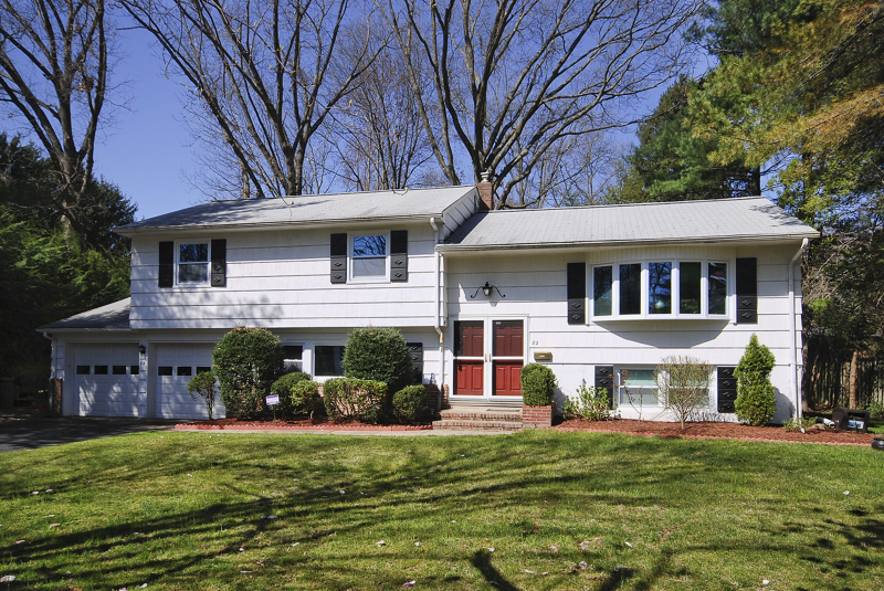 Property Photo:  82 Lyons Pl  NJ 07675 