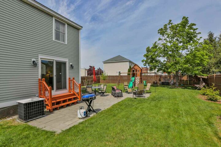 Property Photo:  54 Aaron Drive  NH 03109 