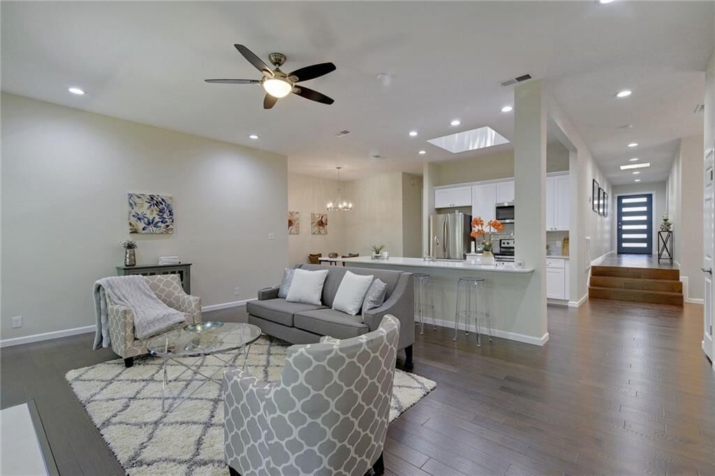 Property Photo: 6311 Lakewood Hollow TX 78750