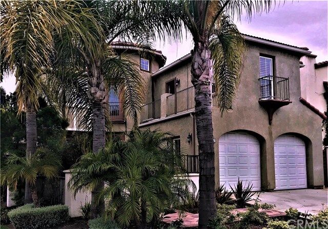 Property Photo:  301 Manila Avenue  CA 90814 