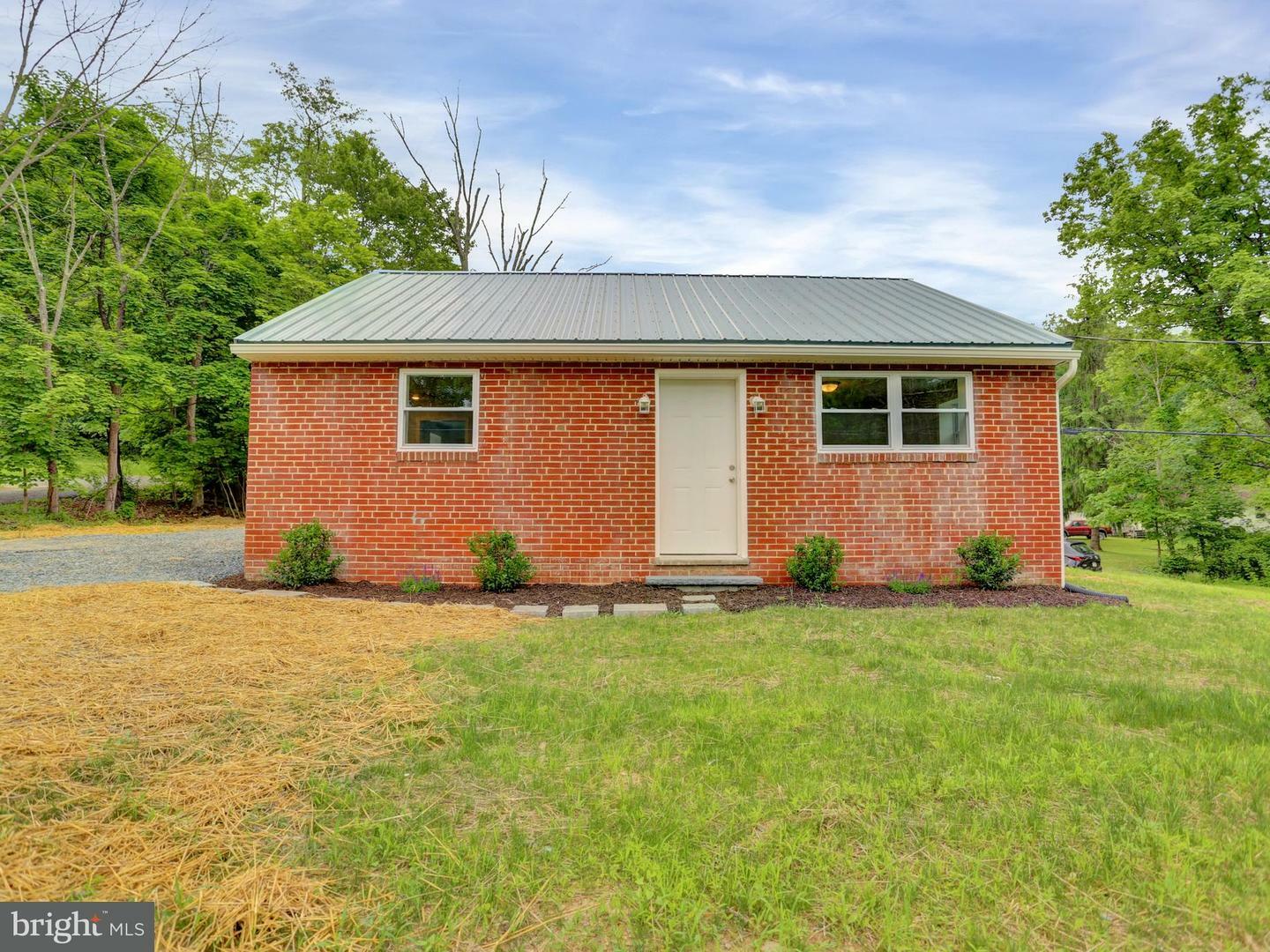 Property Photo:  1257 New Bloomfield Road  PA 17068 