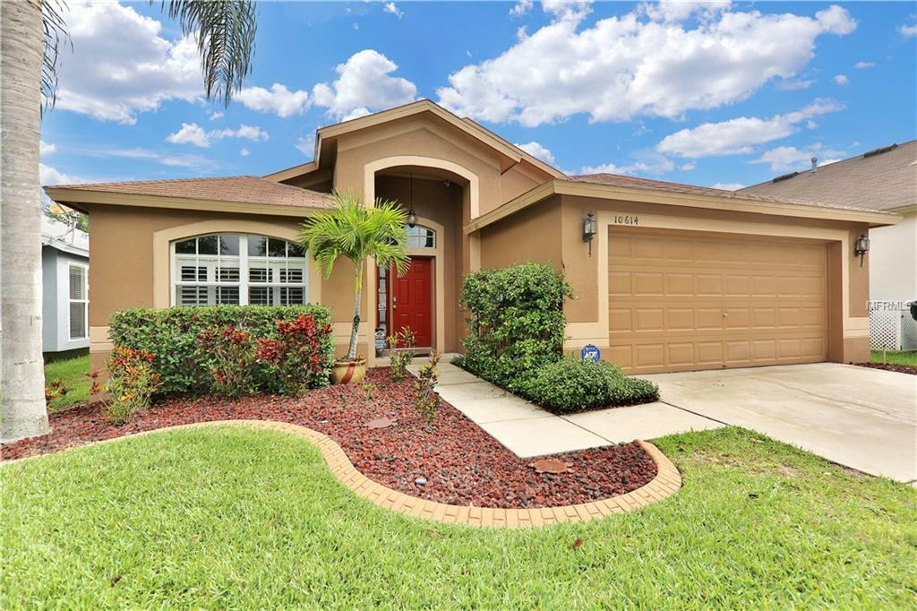 Property Photo:  10614 Little Bend Lane  FL 33579 