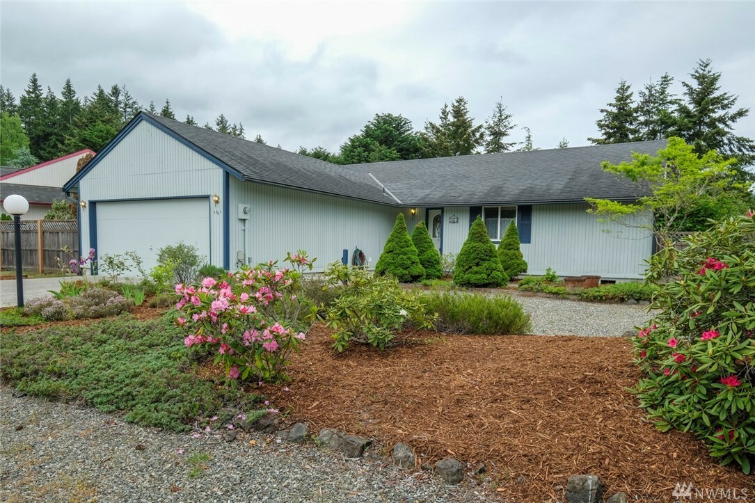 Property Photo:  161 Quimper Lane  WA 98339 