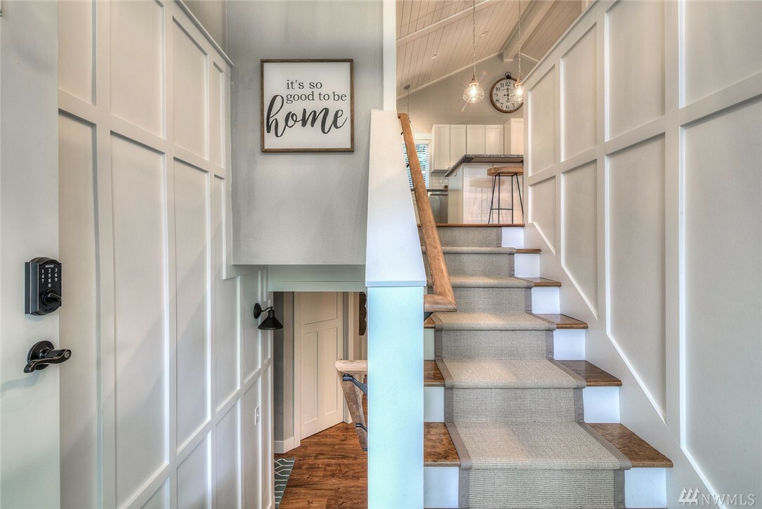 Property Photo: 3315 NE Arrowhead Dr WA 98311