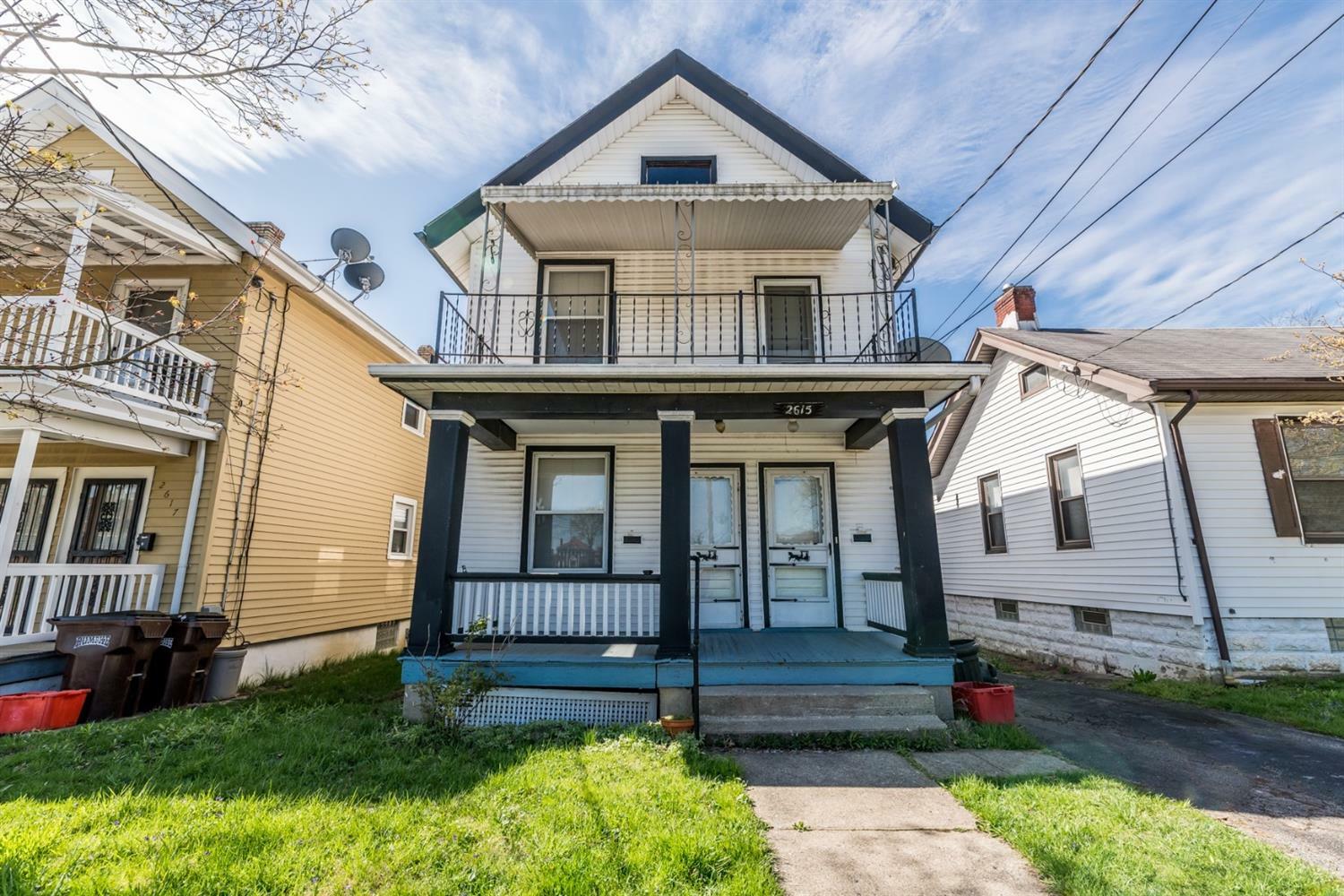 Property Photo:  2615 Robertson Avenue  OH 45212 