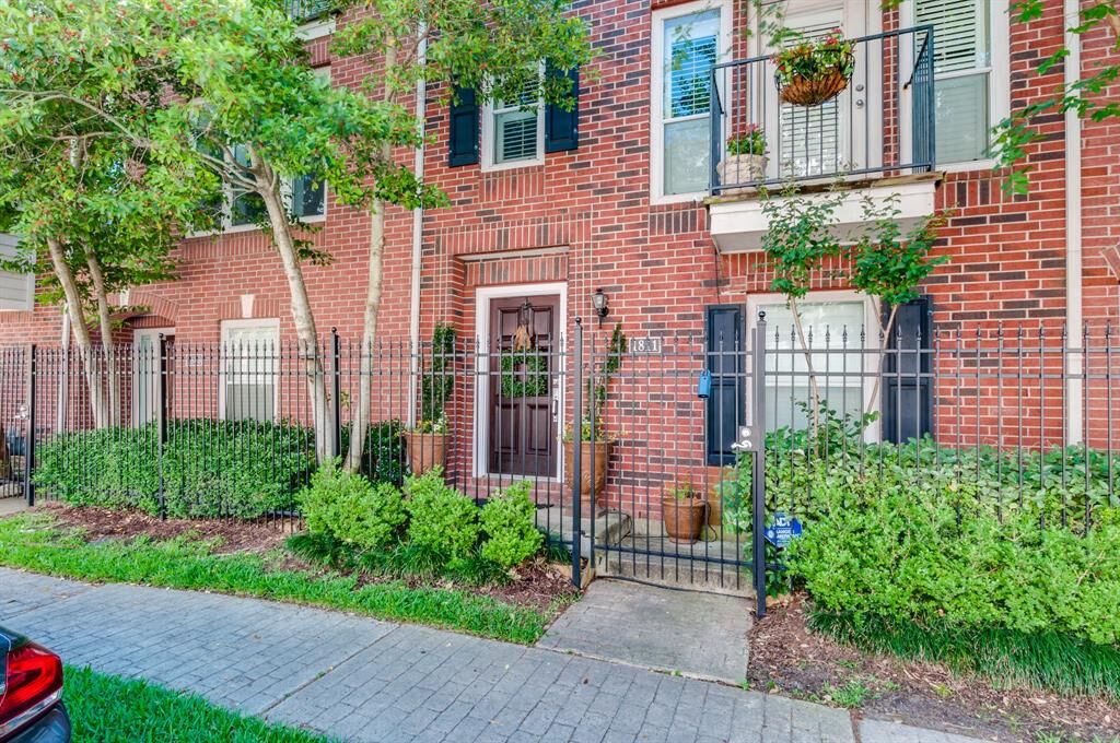 Property Photo: 1811 Wilson Street TX 77019