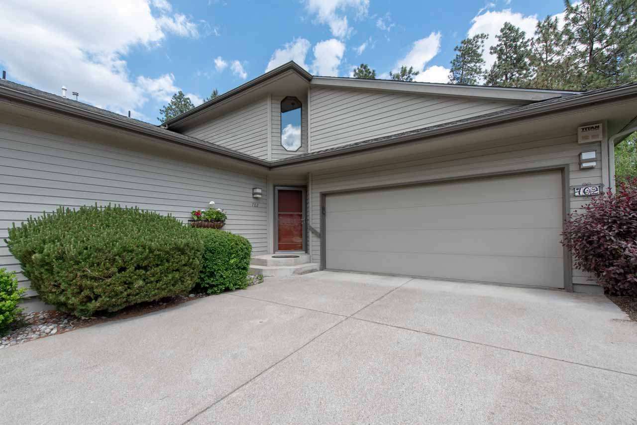 Property Photo:  702 W Briar Cliff Ct  WA 99218 