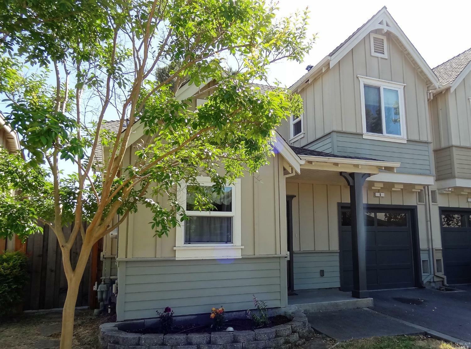 Property Photo: 6 Illes Court CA 94945