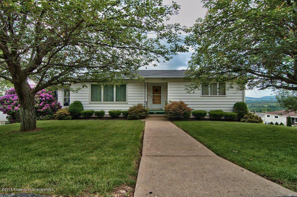 Property Photo:  916 Miles Avenue  PA 18519 