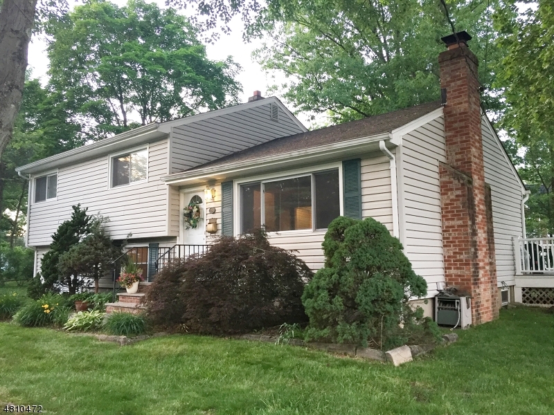 Property Photo:  41 2nd St  NJ 07974 