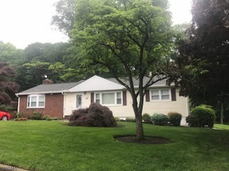Property Photo: 8 Cherry Ln NJ 07869