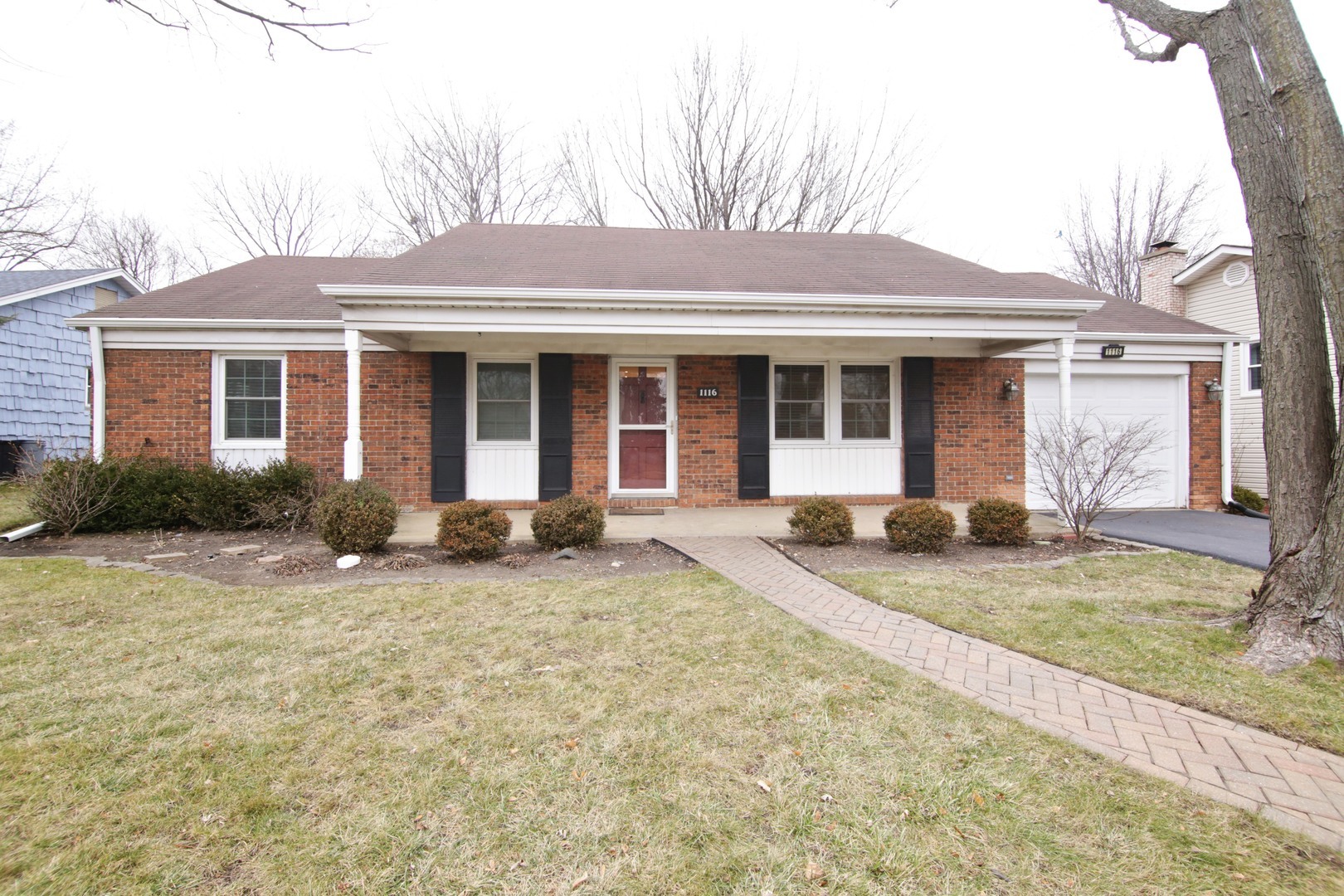 Property Photo:  1116 Bernard Drive  IL 60089 