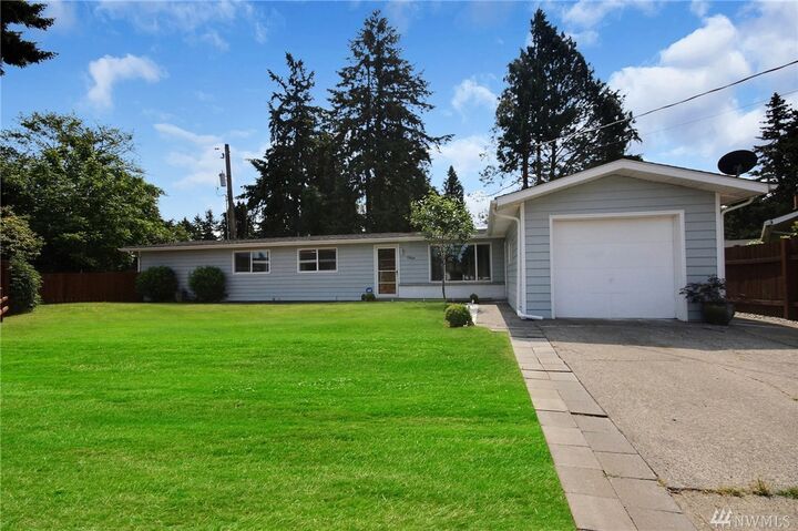 13824 9th Place S  Burien WA 98168 photo