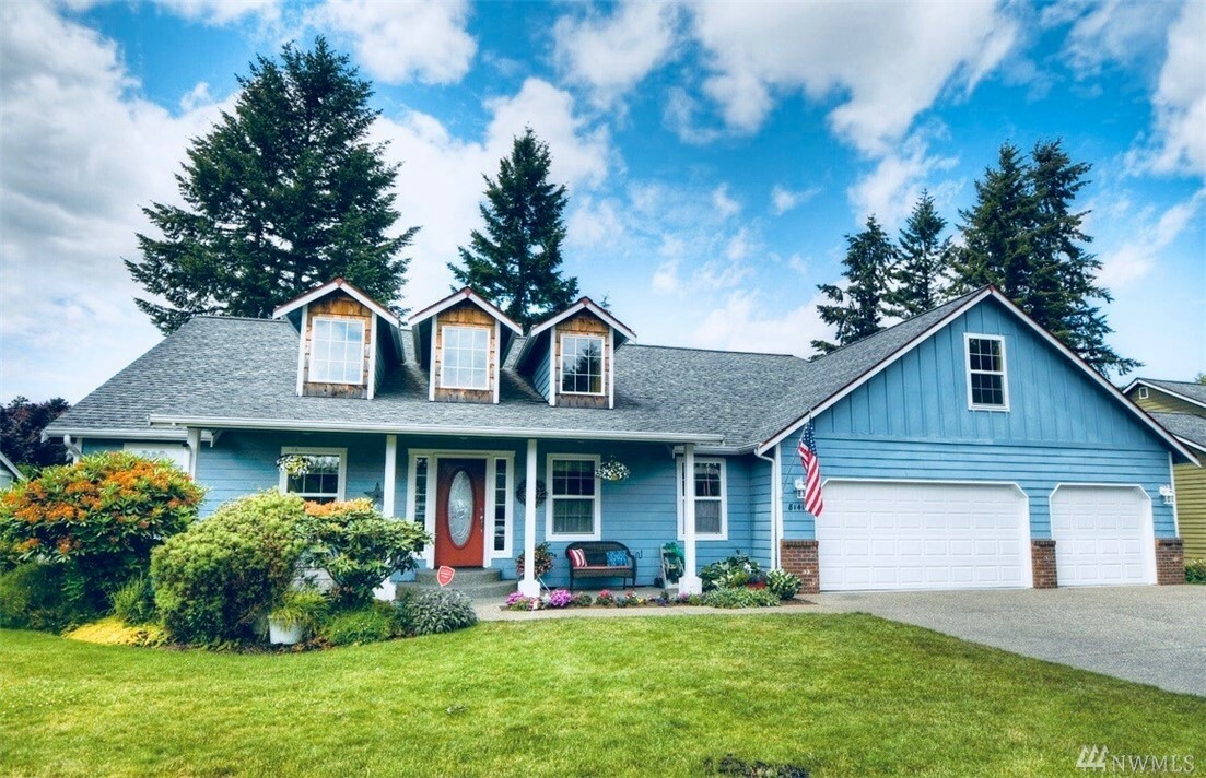 Property Photo: 8141 Pearl Ct SE WA 98501