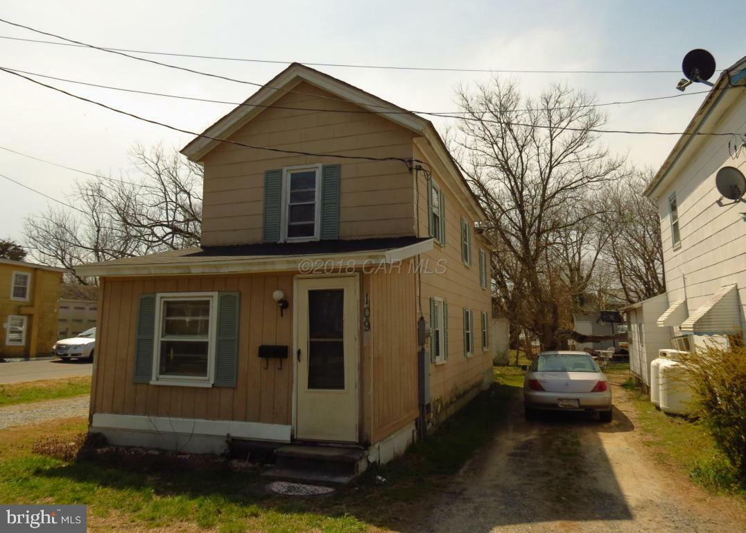 Property Photo:  109 N Collins Street  MD 21863 