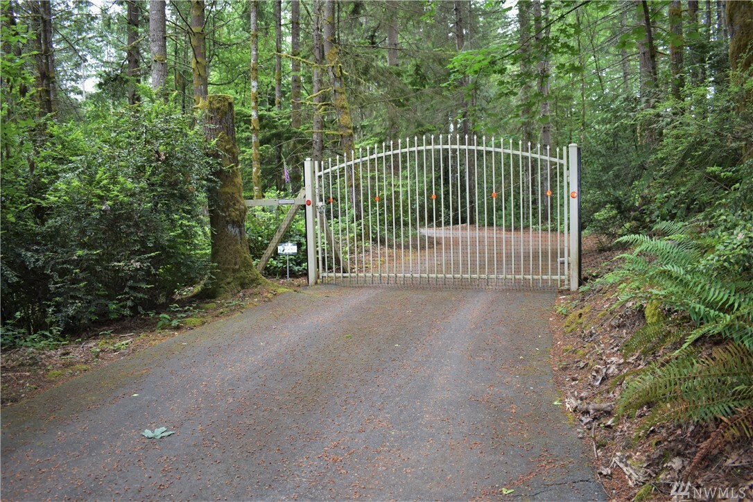 Property Photo:  1889 NE Madison Rd  WA 98370 