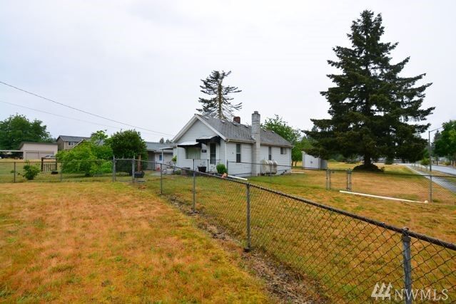 Property Photo:  407 Longmire St NW  WA 98597 