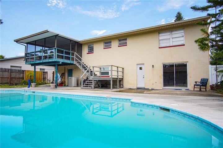 Property Photo: 2014 Derbywood Drive FL 33510