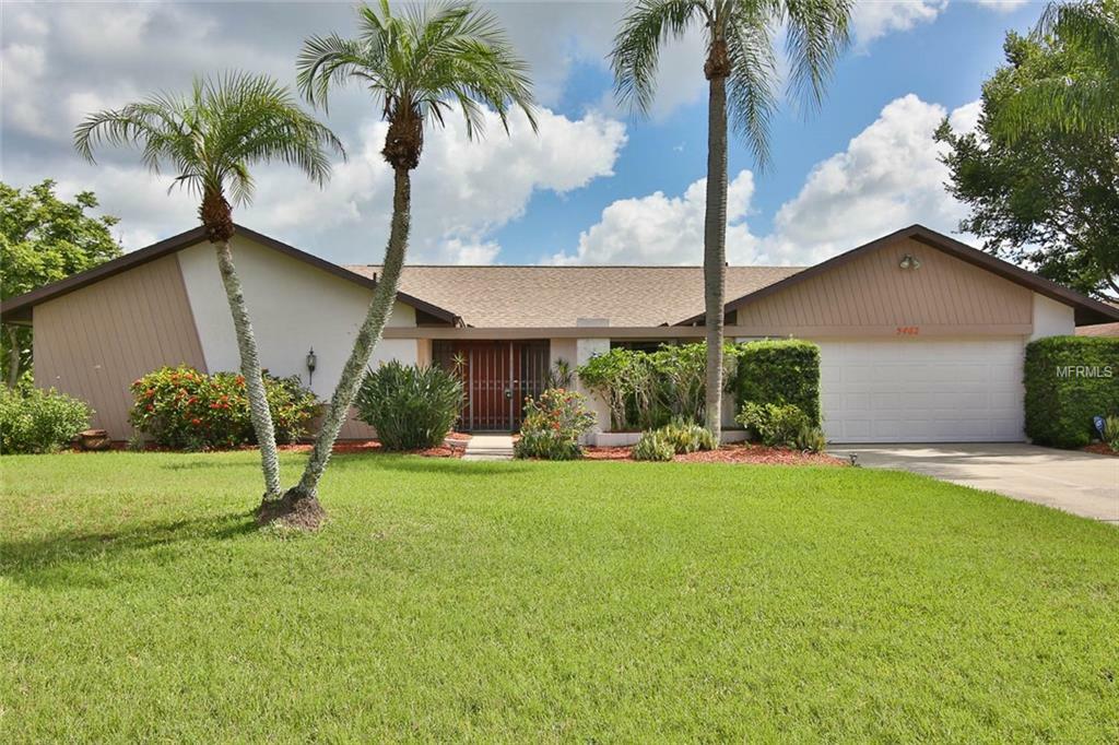 Property Photo:  5462 Dominica Circle  FL 34233 