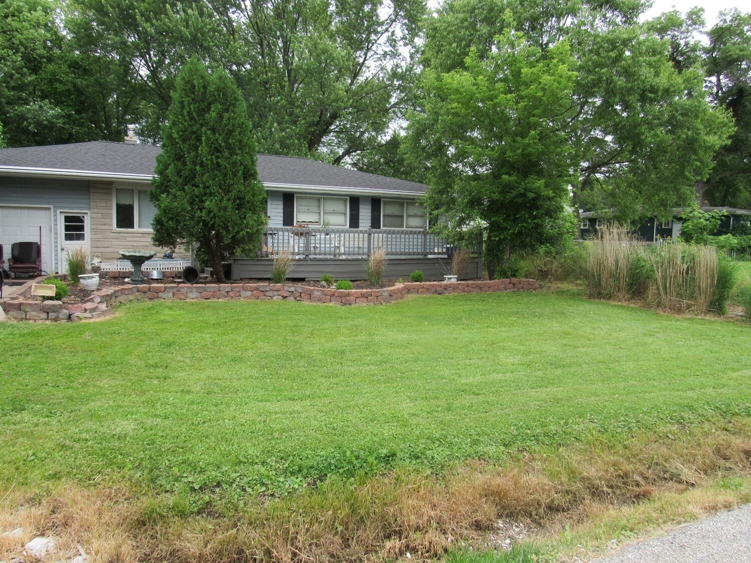 Property Photo:  5840 W 41 Avenue  IN 46408 